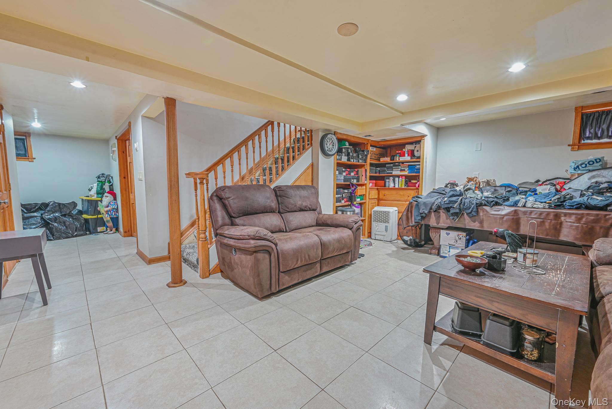 #16 photo, 216 Home Street, Valley Stream , NY 11580