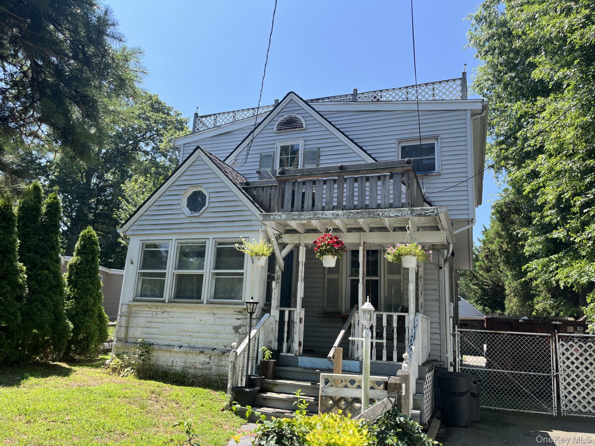 #1 photo, 1014 Washington Drive, Centerport , NY 11721