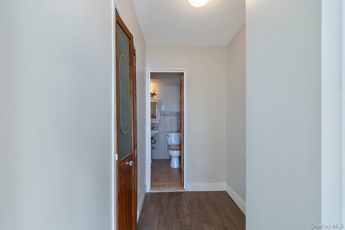 #11 photo, 3121 Middletown Road, Bronx , NY 10461