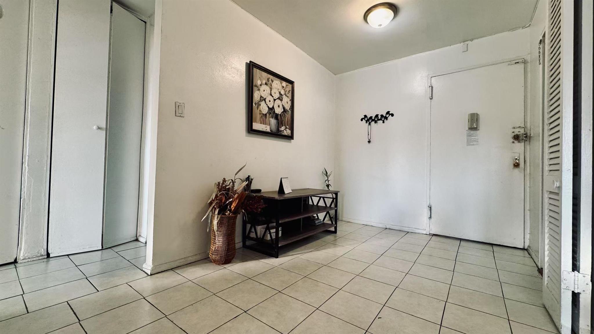 #5 photo, 142-05 Roosevelt Avenue, クイーンズ区 Flushing , NY 11354