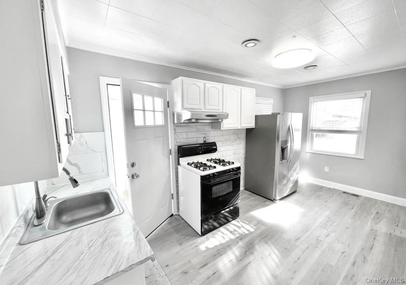 #6 photo, 162-15 77 Avenue, Fresh Meadows , NY 11366