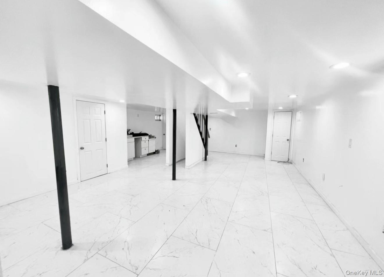 #9 photo, 162-15 77 Avenue, Fresh Meadows , NY 11366