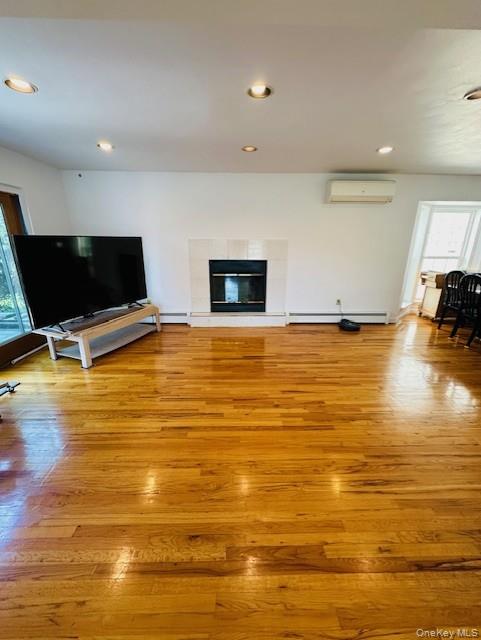 #13 photo, 31 Woodward Street, ナッソー郡 Roslyn Heights , NY 11577