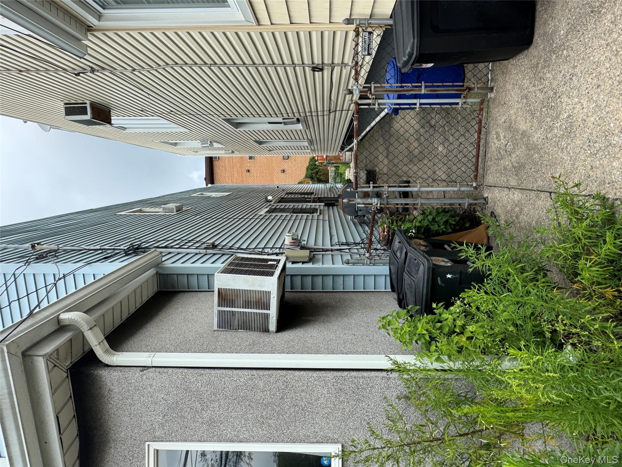 #3 photo, 61-51 Borden Avenue, Maspeth , NY 11378