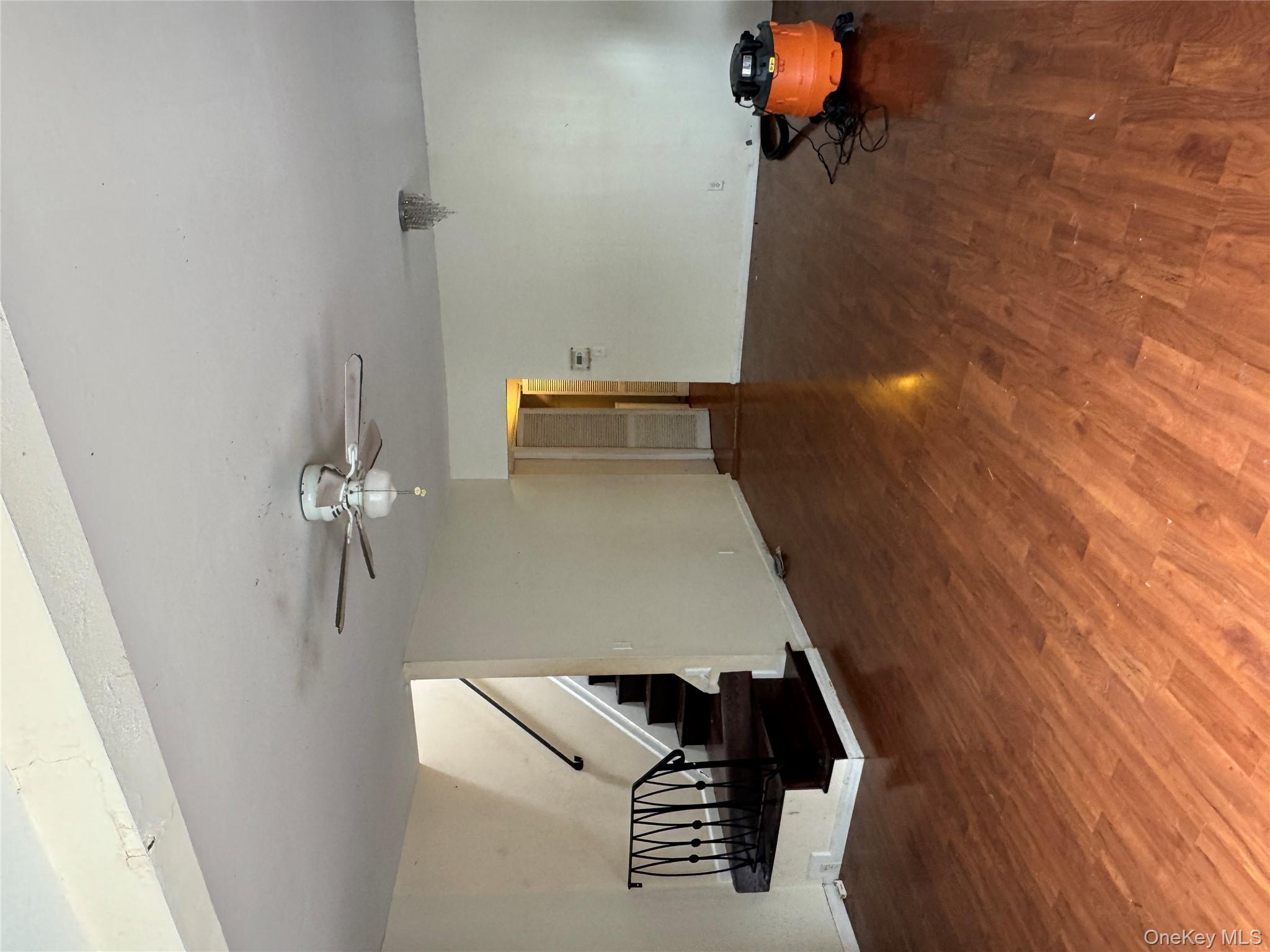 #9 photo, 61-51 Borden Avenue, Maspeth , NY 11378