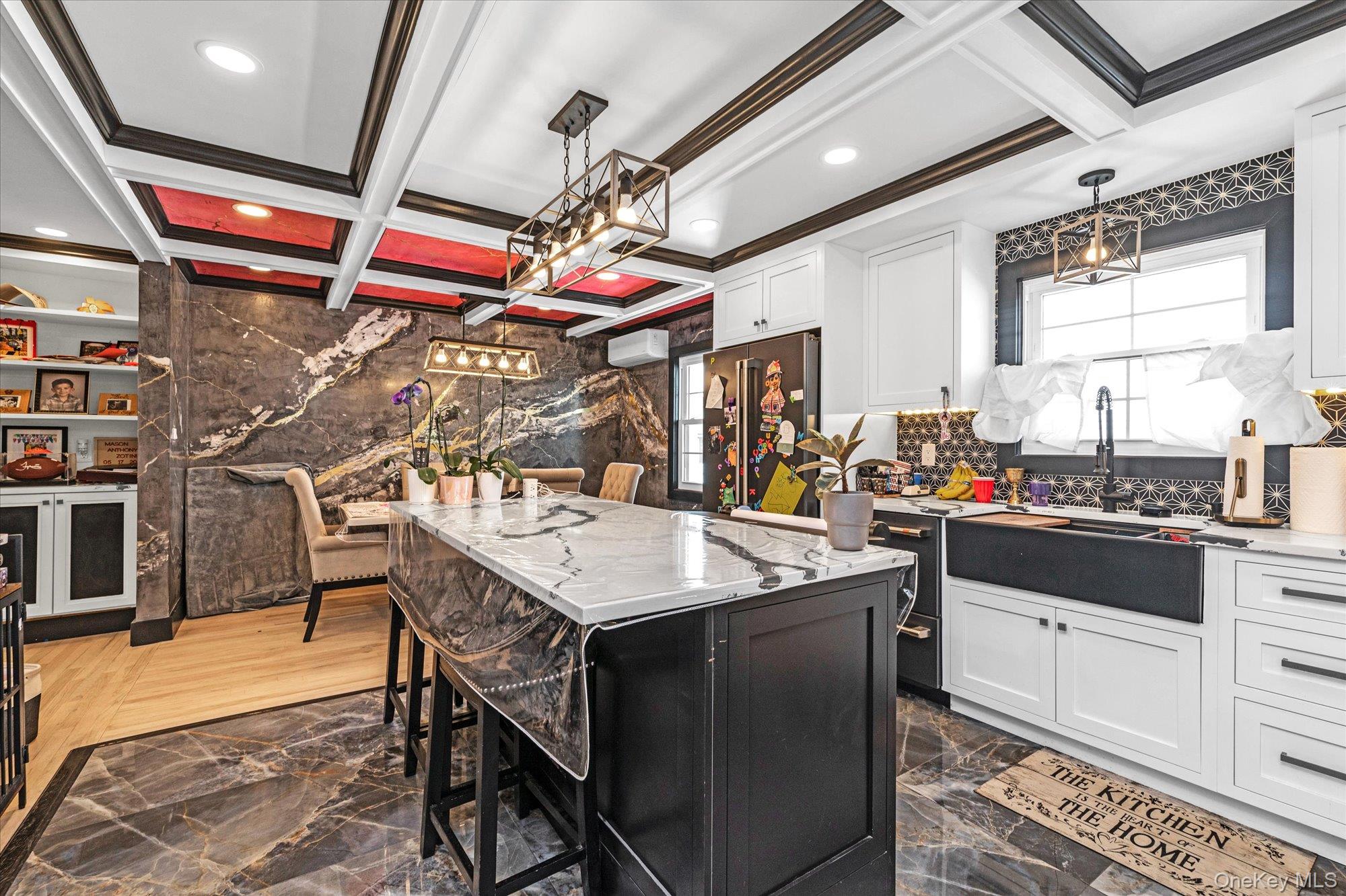 #4 photo, 190 Commonwealth Street, Franklin Square , NY 11010