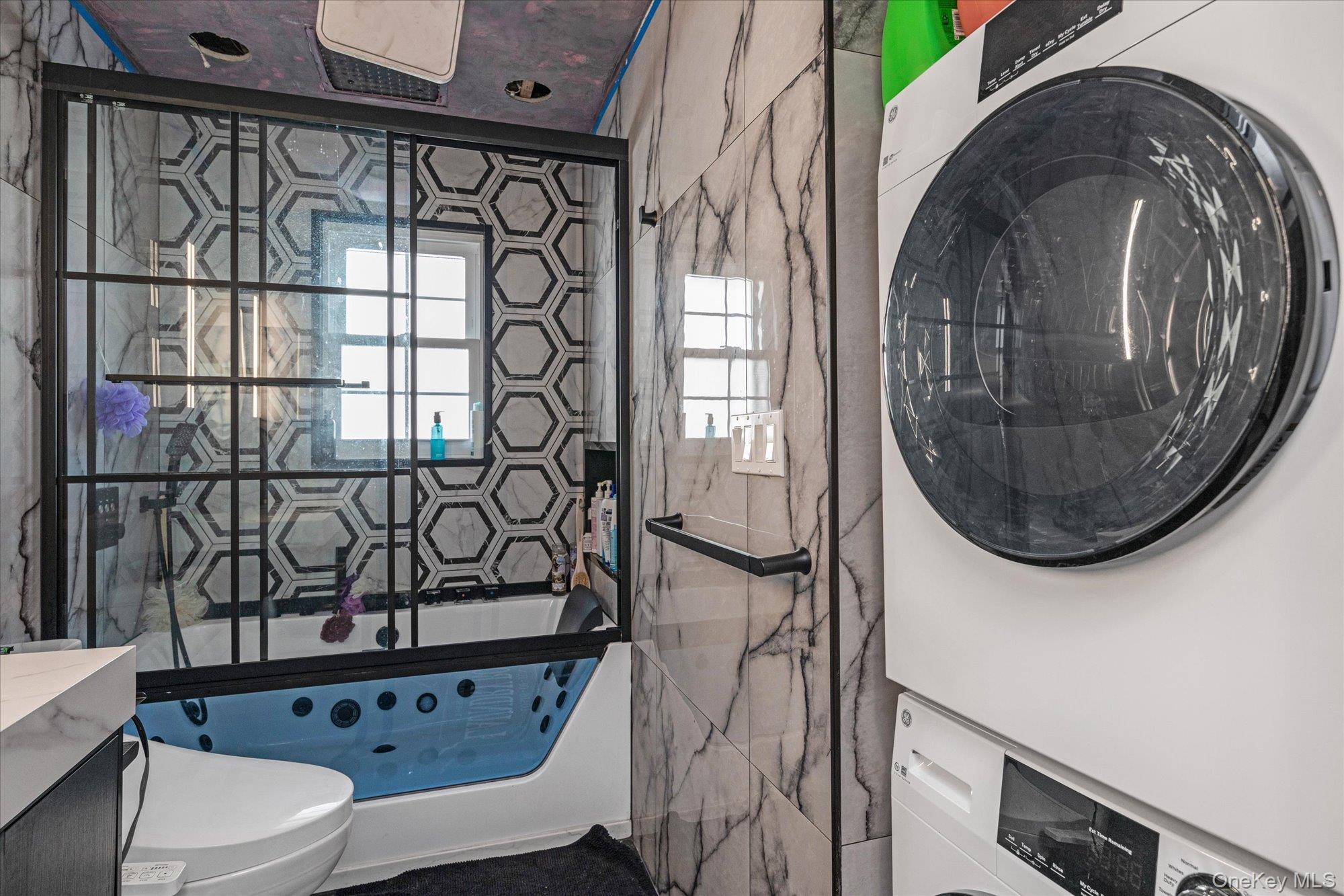 #9 photo, 190 Commonwealth Street, Franklin Square , NY 11010