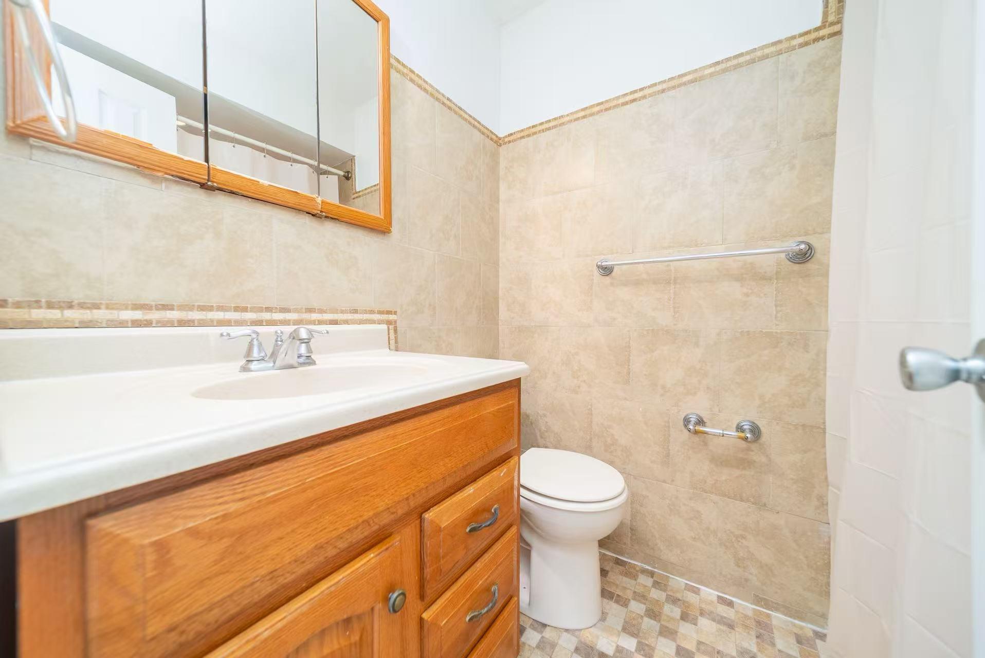 #18 photo, 536 Throgs Neck Expressway, ブロンクス区 Bronx , NY 10465