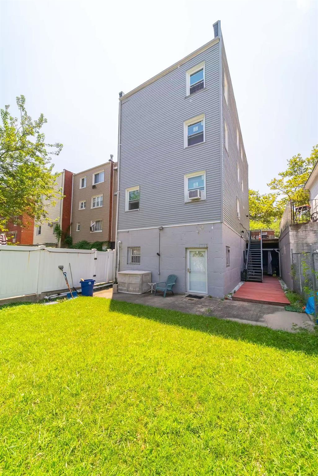 #5 photo, 536 Throgs Neck Expressway, ブロンクス区 Bronx , NY 10465