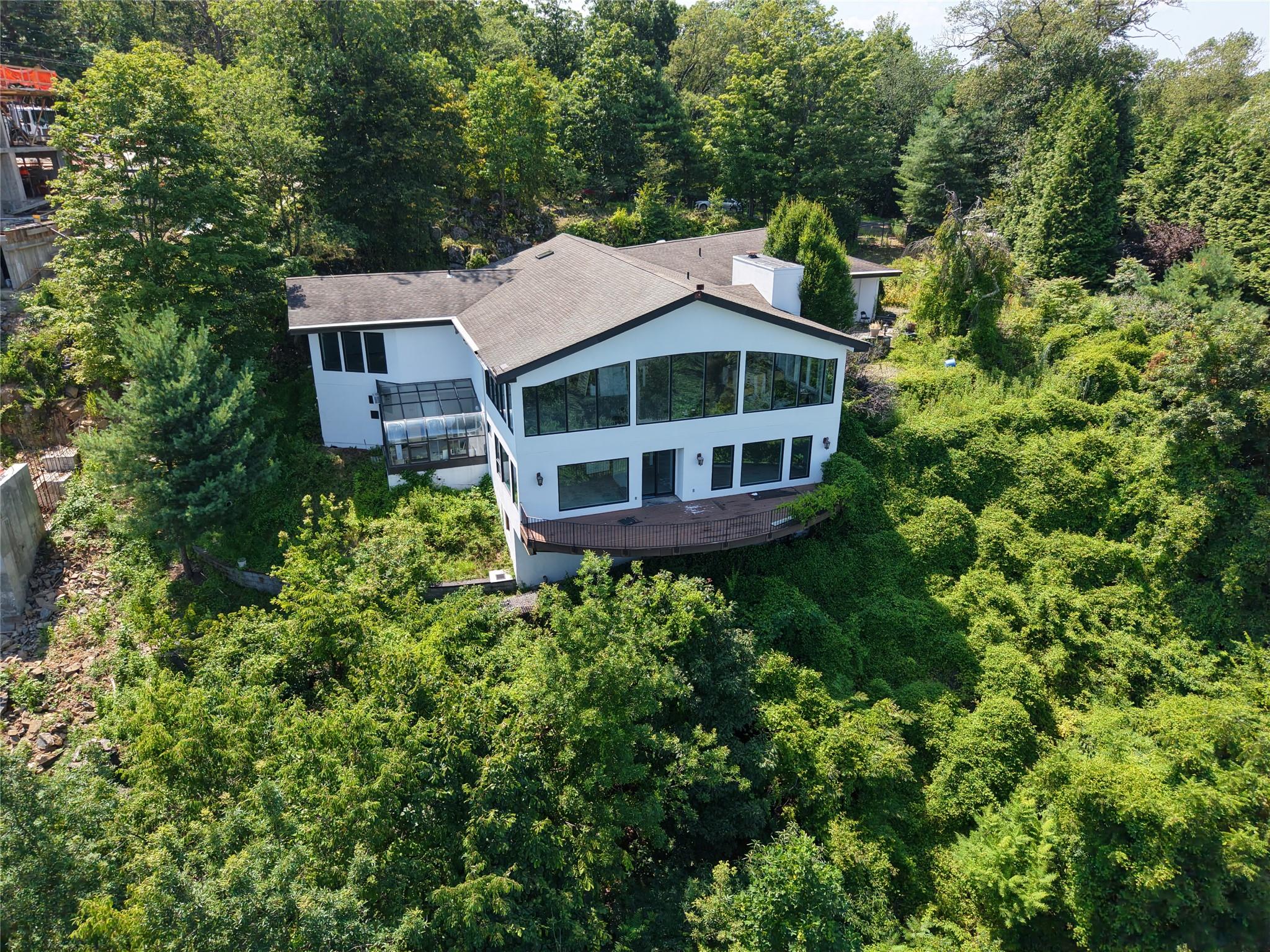 #2 photo, 9 Tweed Boulevard, Nyack , NY 10960