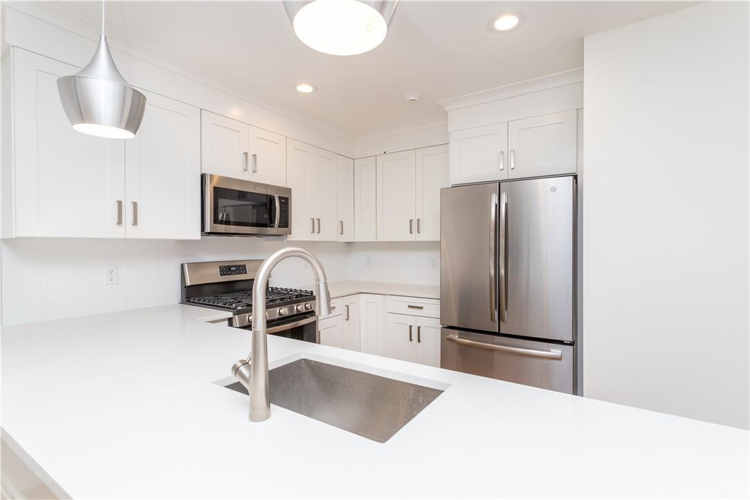 #1 photo, 121 Fisher Avenue, 紐約州 White Plains , NY 10606