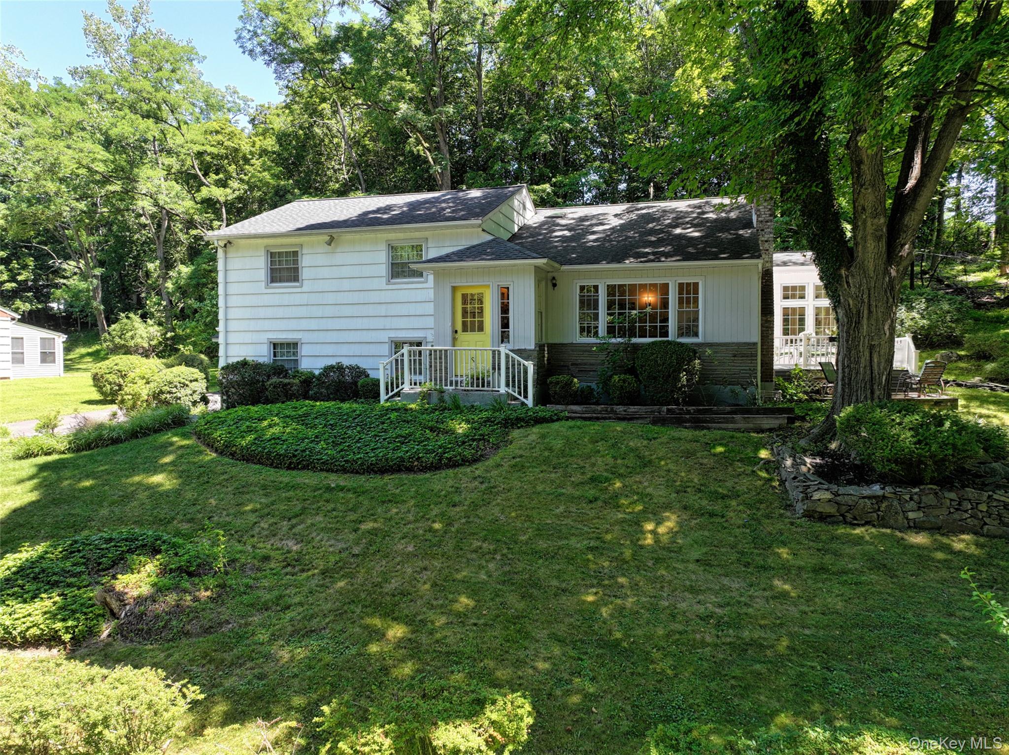 #2 photo, 14 Cherie Lane, New Windsor , NY 12553