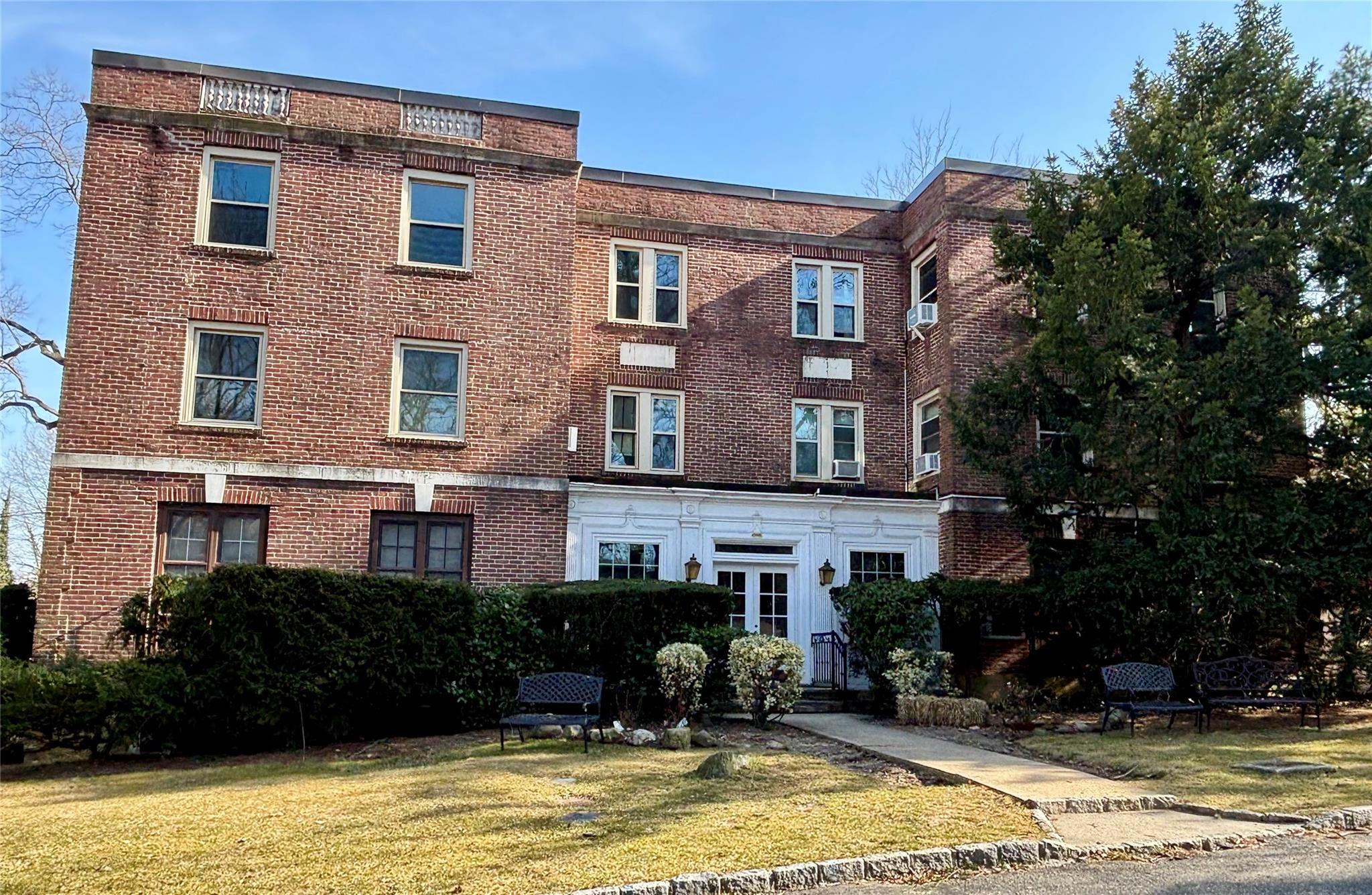 #10 photo, 1 Ascot Ridge, Great Neck , NY 11021