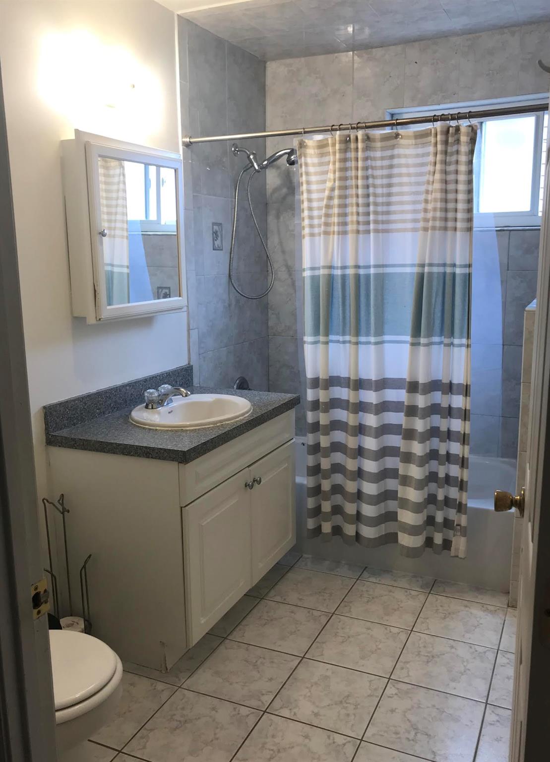 #6 photo, 7746 79th Street, クイーンズ区 Glendale , NY 11385