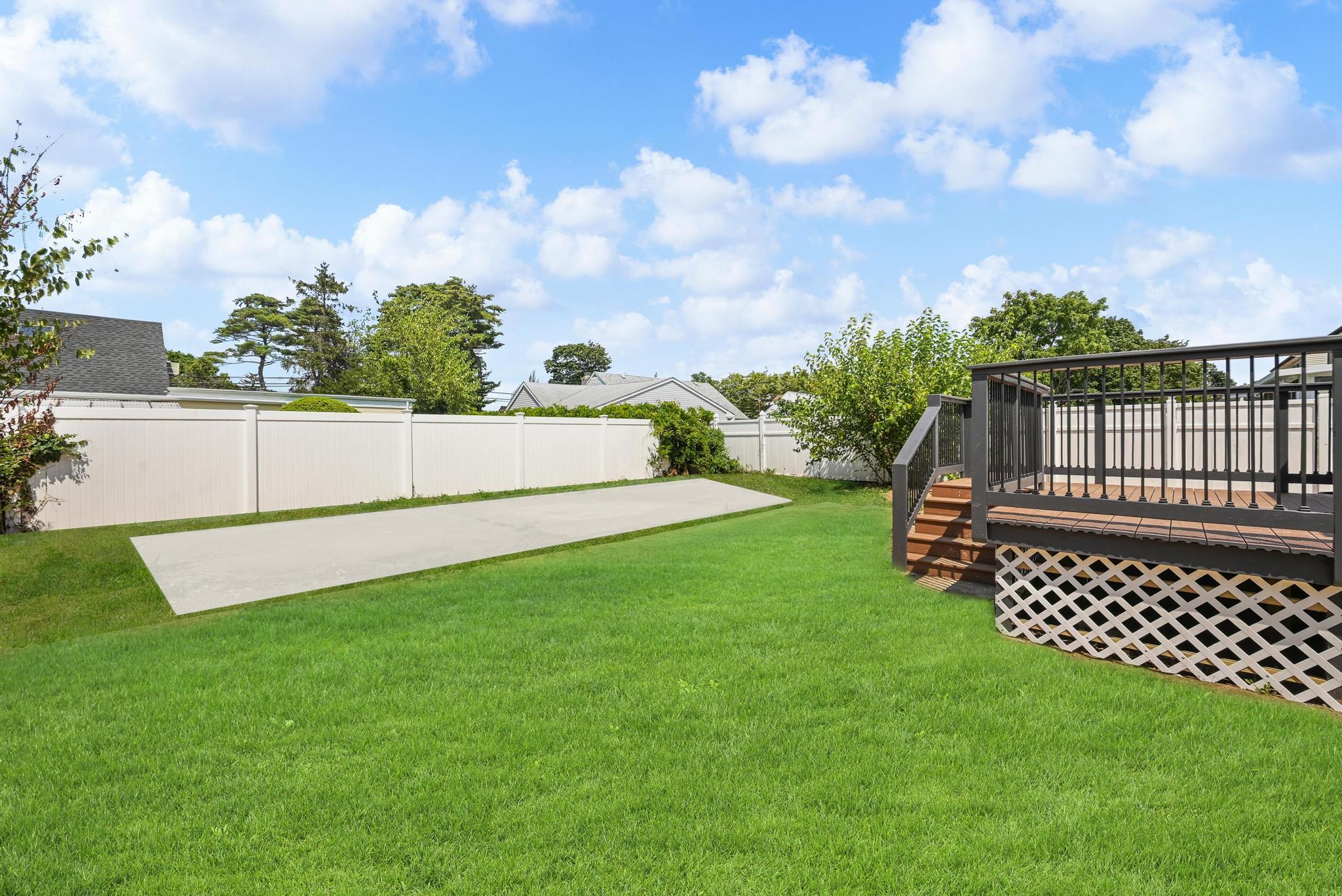 #3 photo, 747 New Street, Uniondale , NY 11553