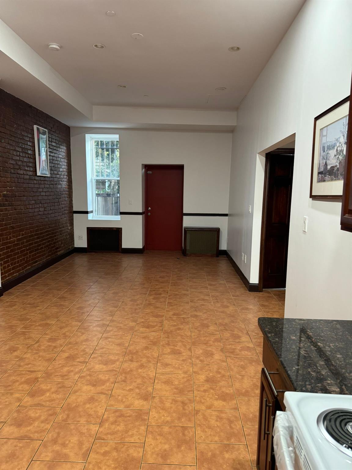 #2 photo, 476 Woodward Avenue, クイーンズ区 Ridgewood , NY 11385