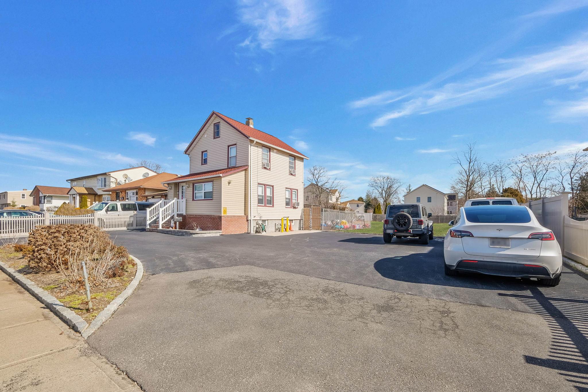 #3 photo, 1243 Peapond Road, ナッソー郡 North Bellmore , NY 11710