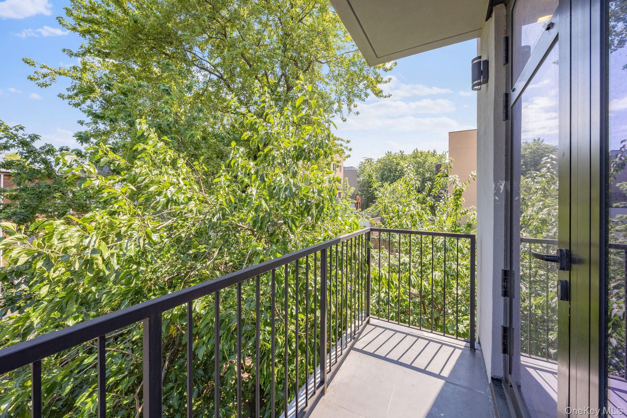 #8 photo, 1110 Madison Street, ブルックリン区 Brooklyn , NY 11221