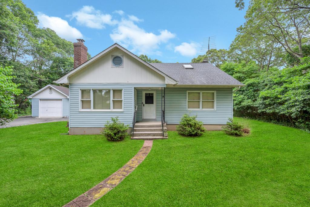 #1 photo, 49 Stephano Road, East Patchogue , NY 11772