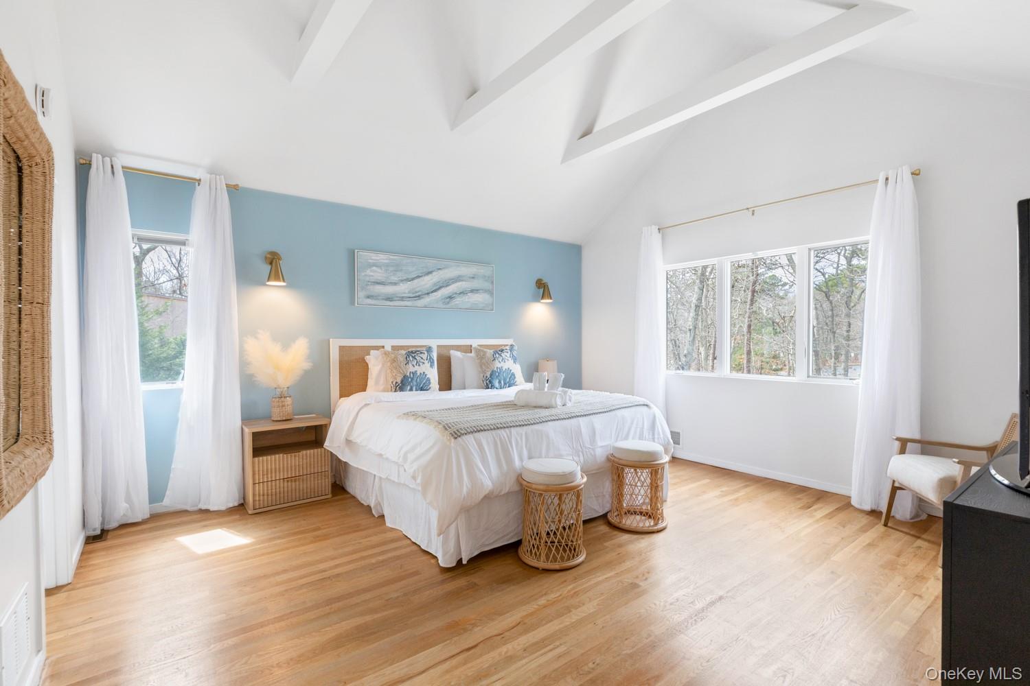 #15 photo, 12 Douglas Court, サフォーク郡 Hampton Bays , NY 11946