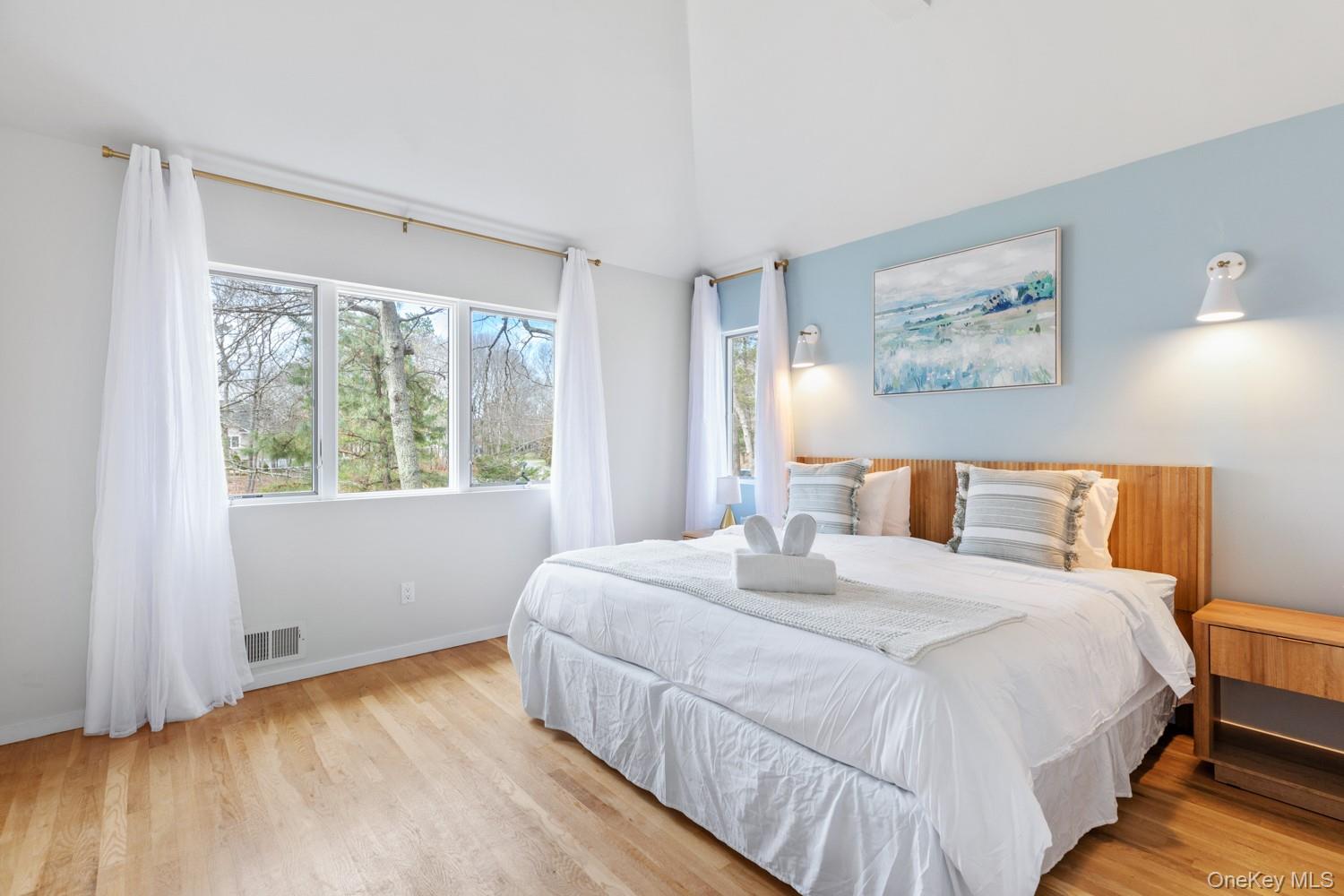 #19 photo, 12 Douglas Court, サフォーク郡 Hampton Bays , NY 11946