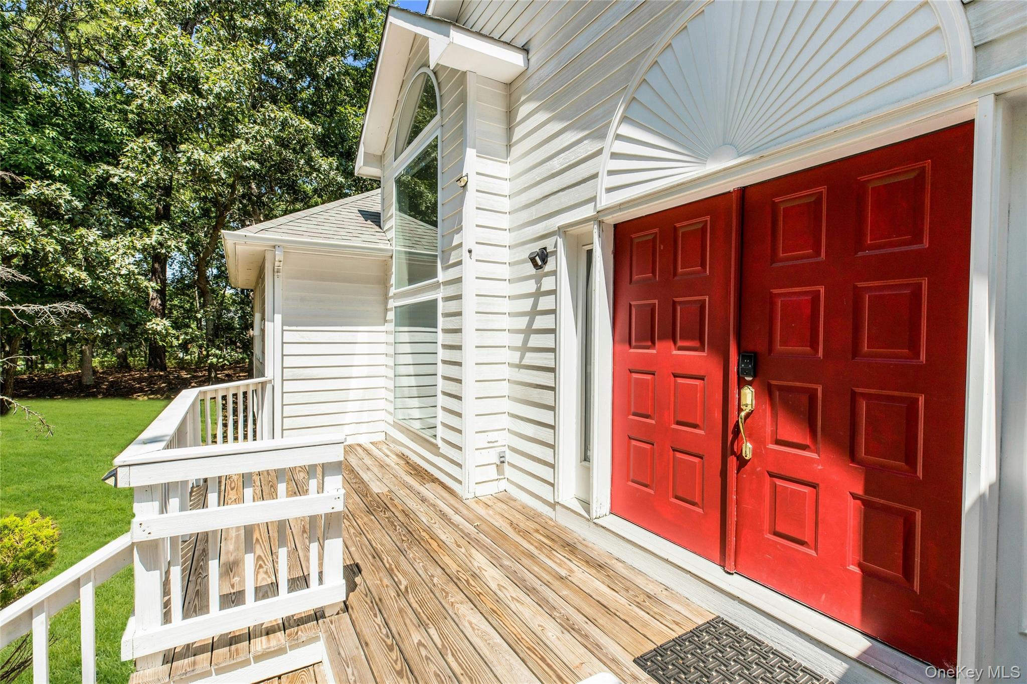 #3 photo, 12 Douglas Court, サフォーク郡 Hampton Bays , NY 11946