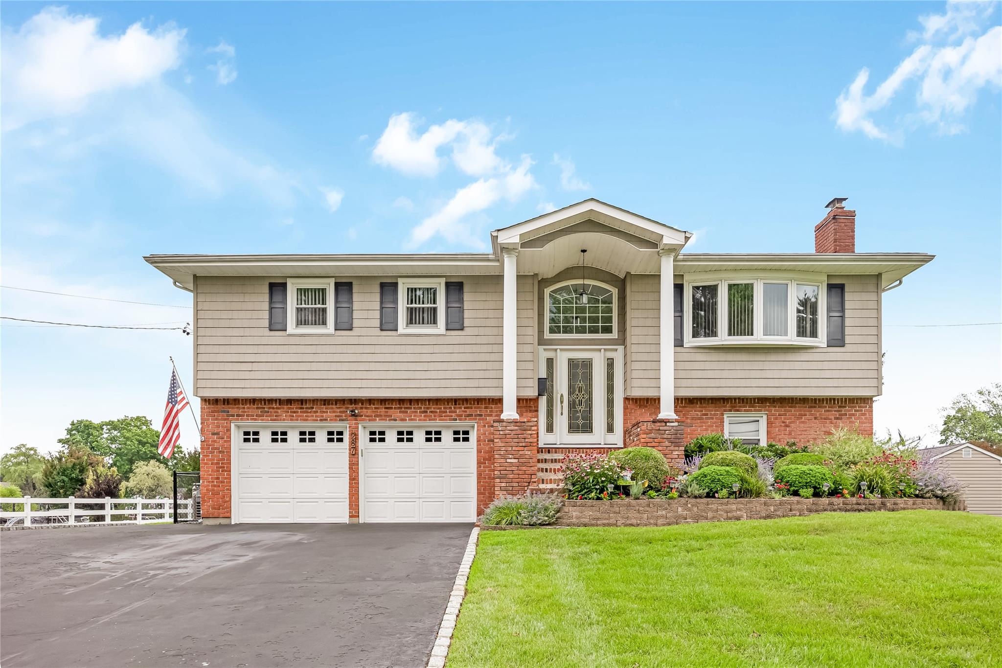 #1 photo, 287 Cedar Avenue, Islip , NY 11751