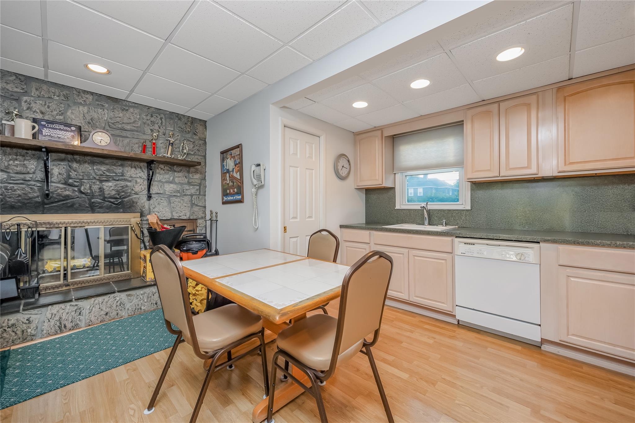 #19 photo, 287 Cedar Avenue, Islip , NY 11751