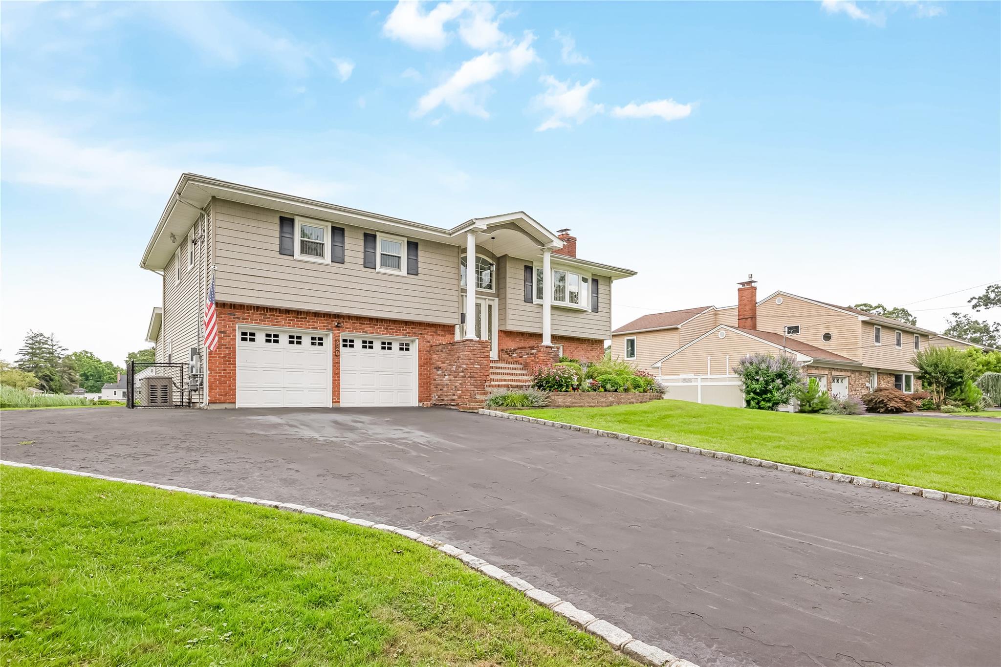 #6 photo, 287 Cedar Avenue, Islip , NY 11751