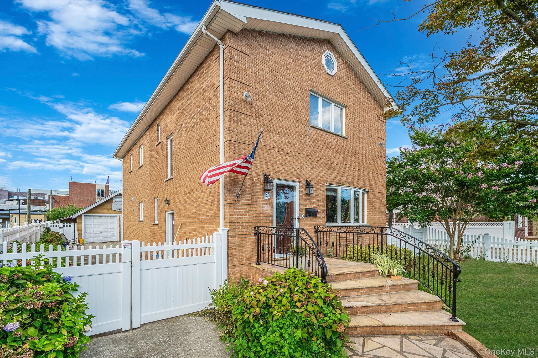 #3 photo, 33 Nassau Parkway, ナッソー郡 Oceanside , NY 11572