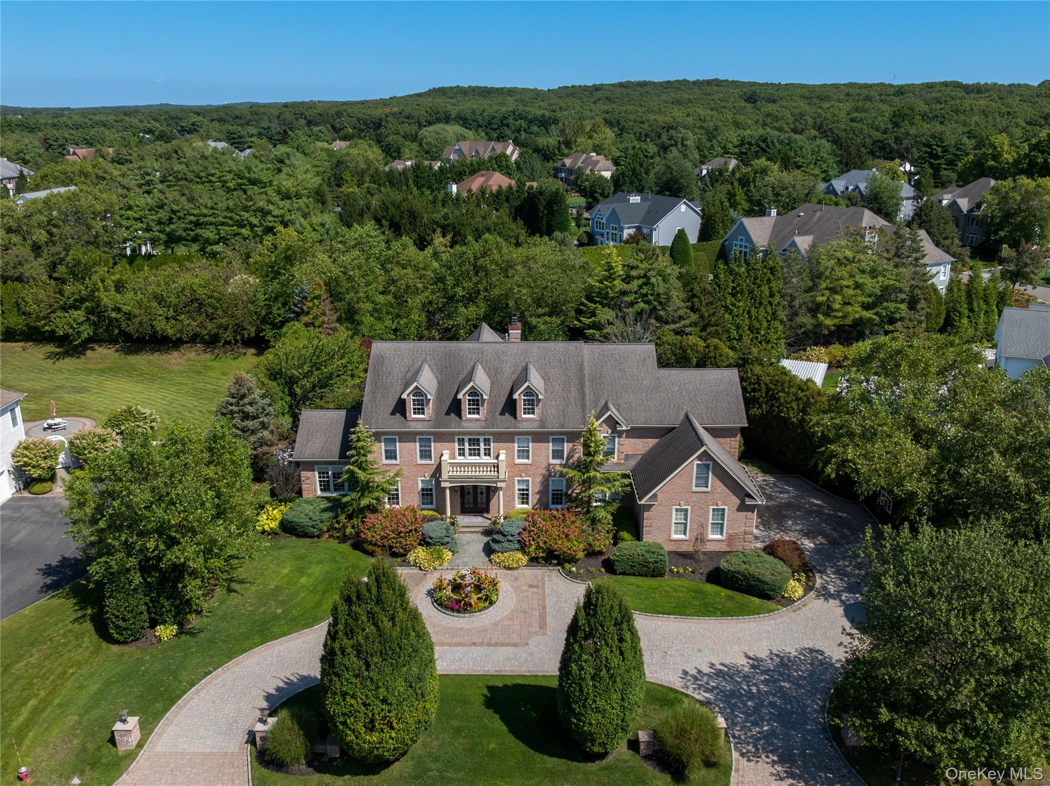 #1 photo, 23 Legends Circle, Melville , NY 11747