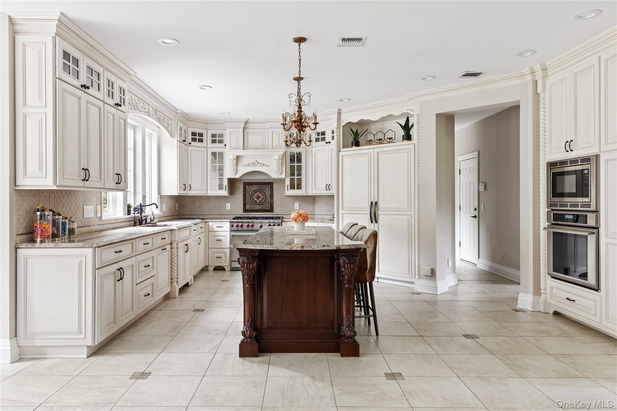 #18 photo, 23 Legends Circle, サフォーク郡 Melville , NY 11747