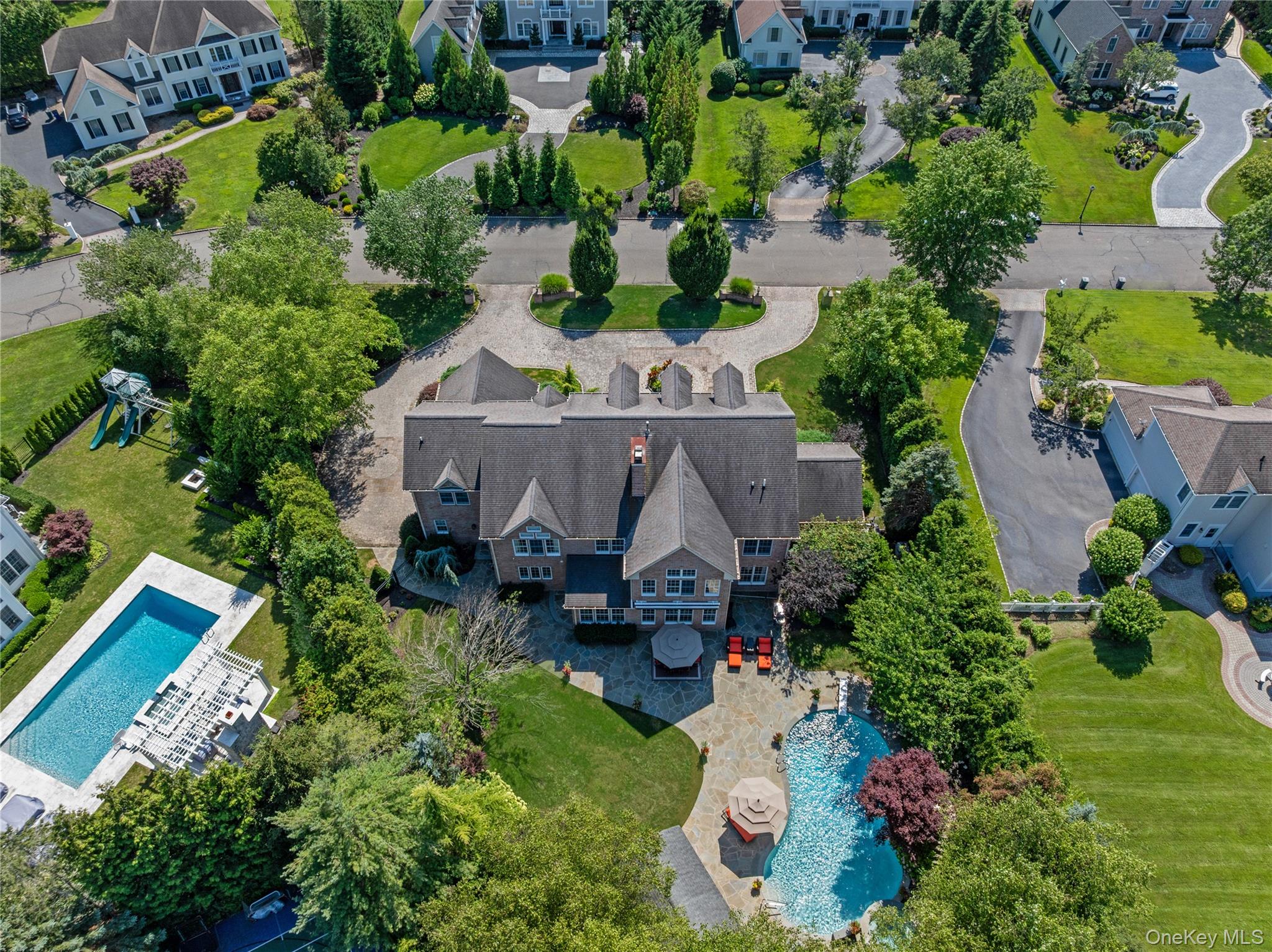 #6 photo, 23 Legends Circle, サフォーク郡 Melville , NY 11747