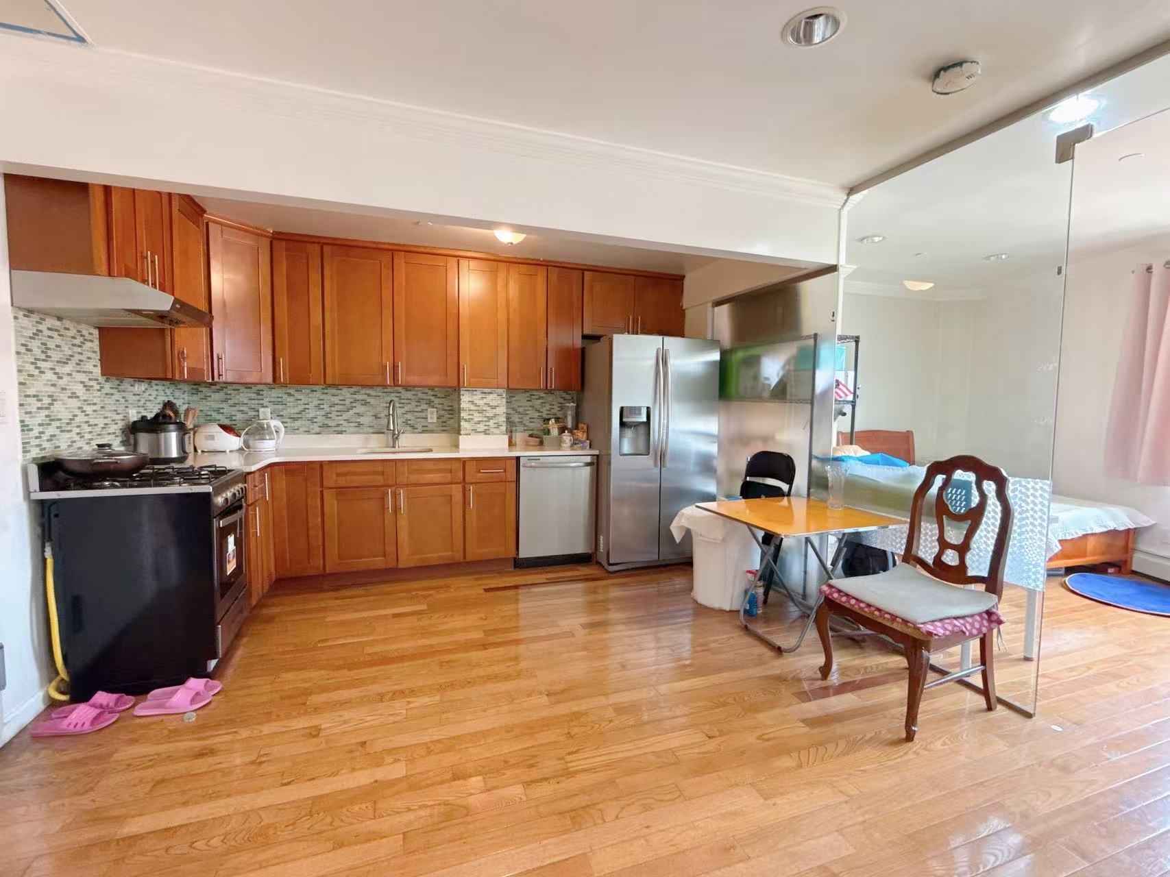 #2 photo, 149-06 Northern Boulevard, クイーンズ区 Flushing , NY 11354