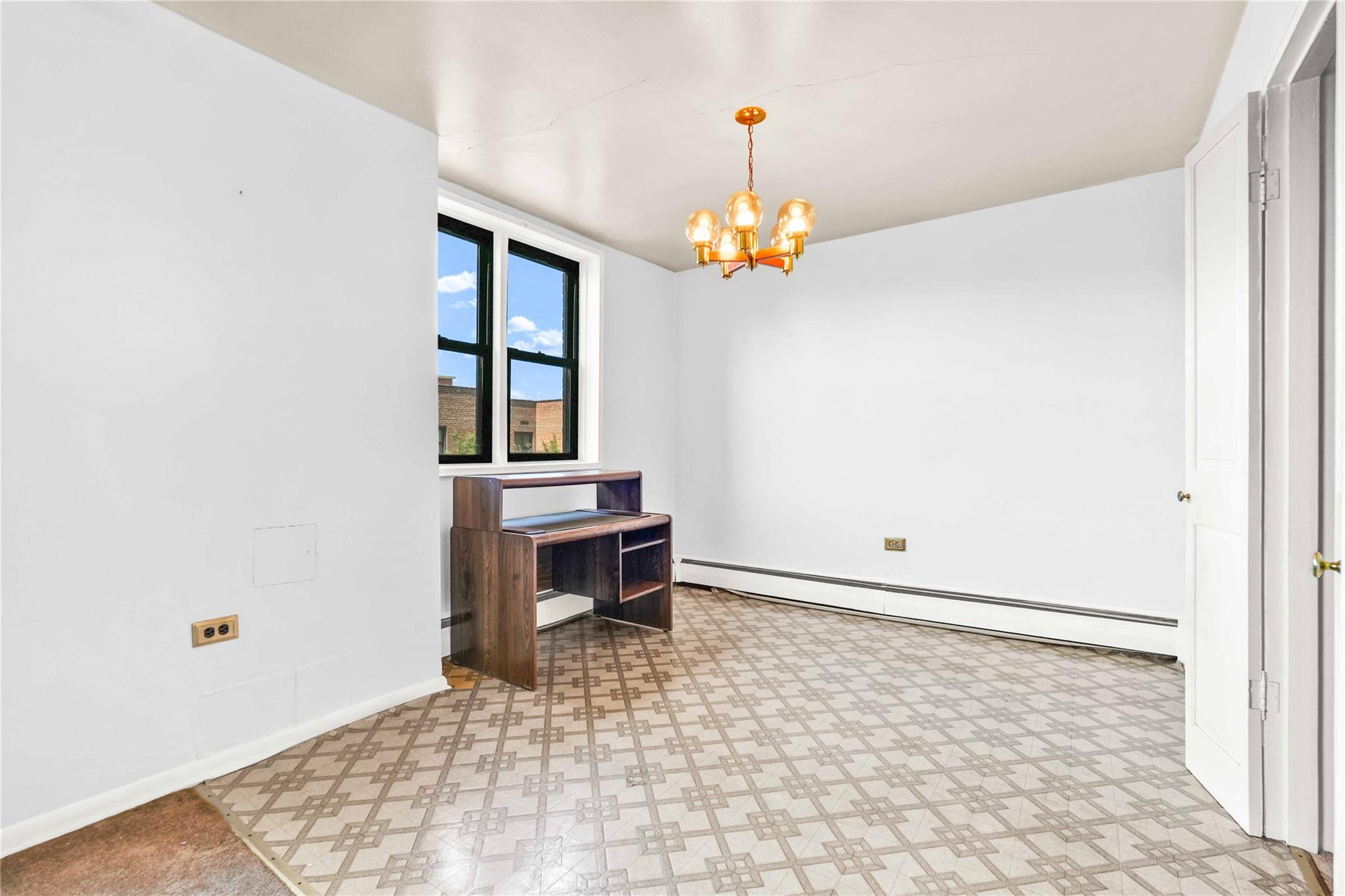 #11 photo, 99-30 59th Avenue, クイーンズ区 Corona , NY 11368