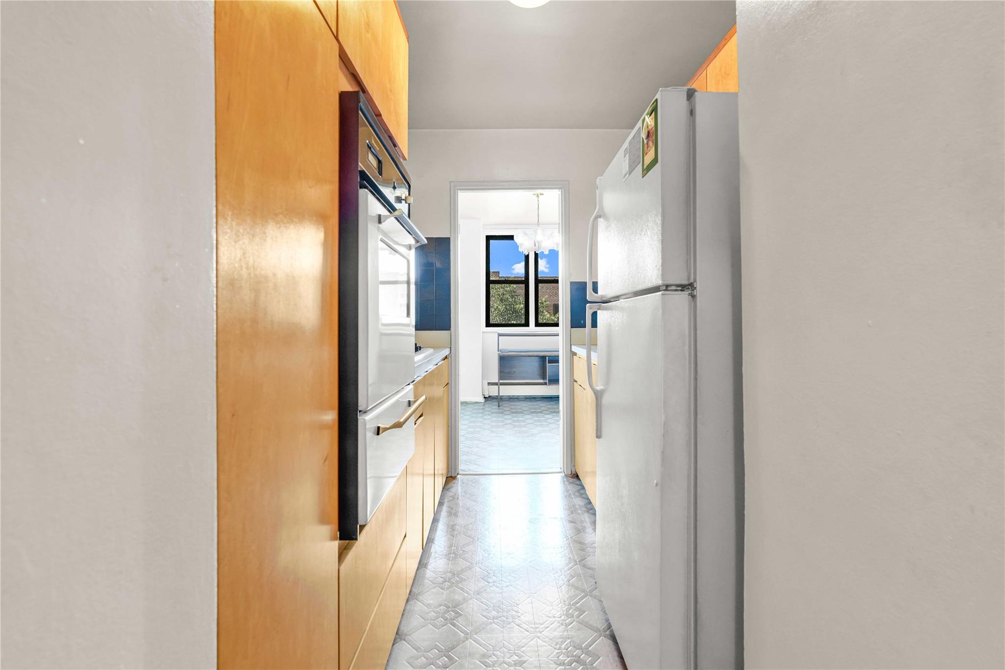 #13 photo, 99-30 59th Avenue, クイーンズ区 Corona , NY 11368