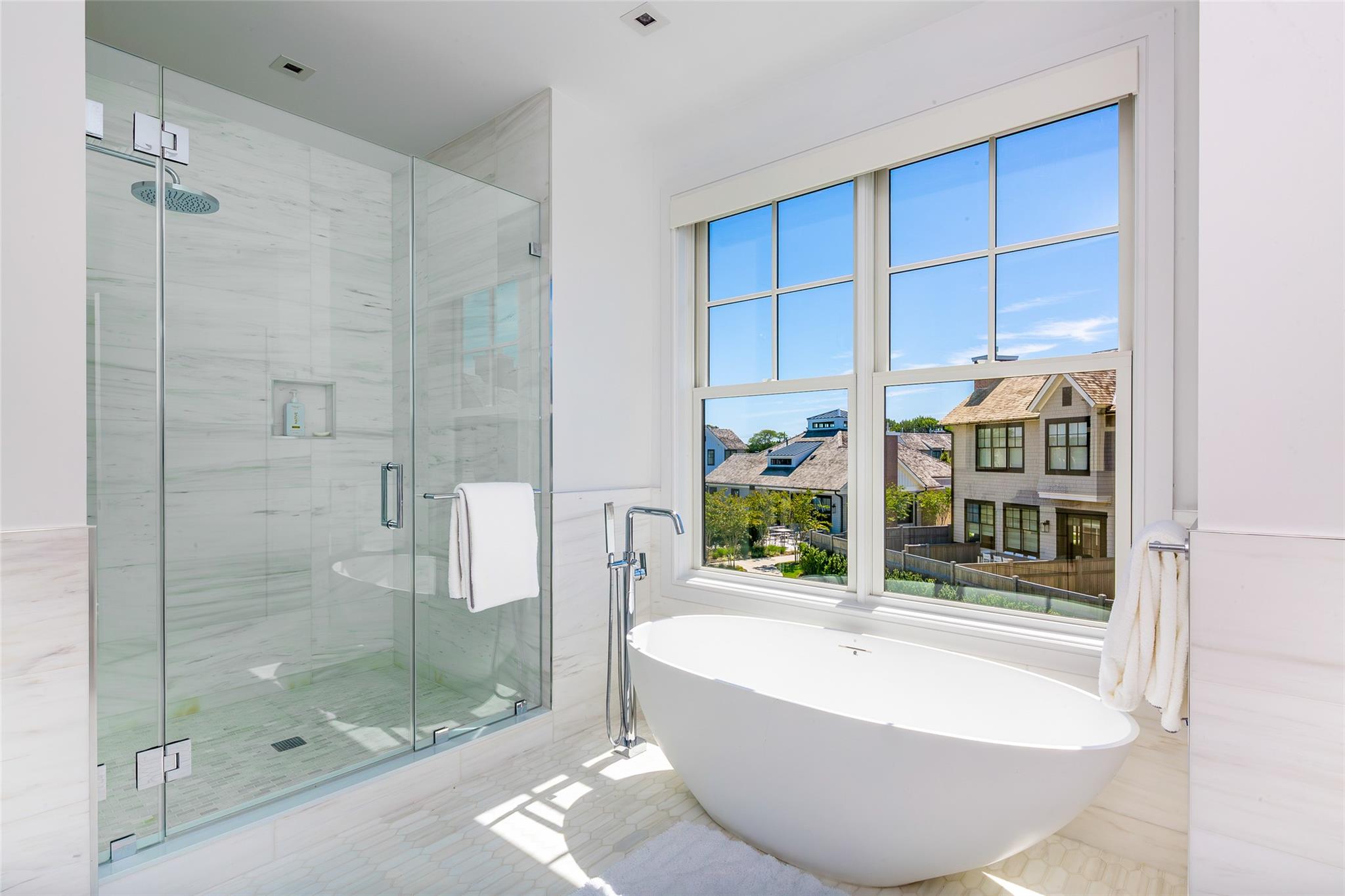 #19 photo, 1 Spruce Court, サフォーク郡 Water Mill , NY 11976