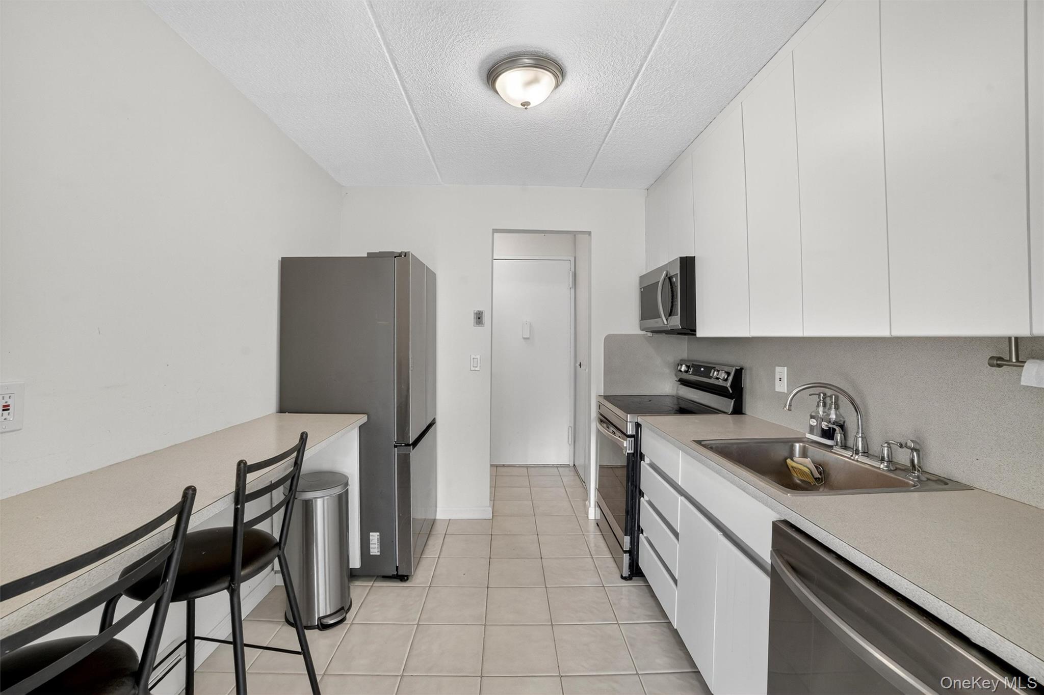 #15 photo, 130 Colonial Parkway, Yonkers , NY 10710