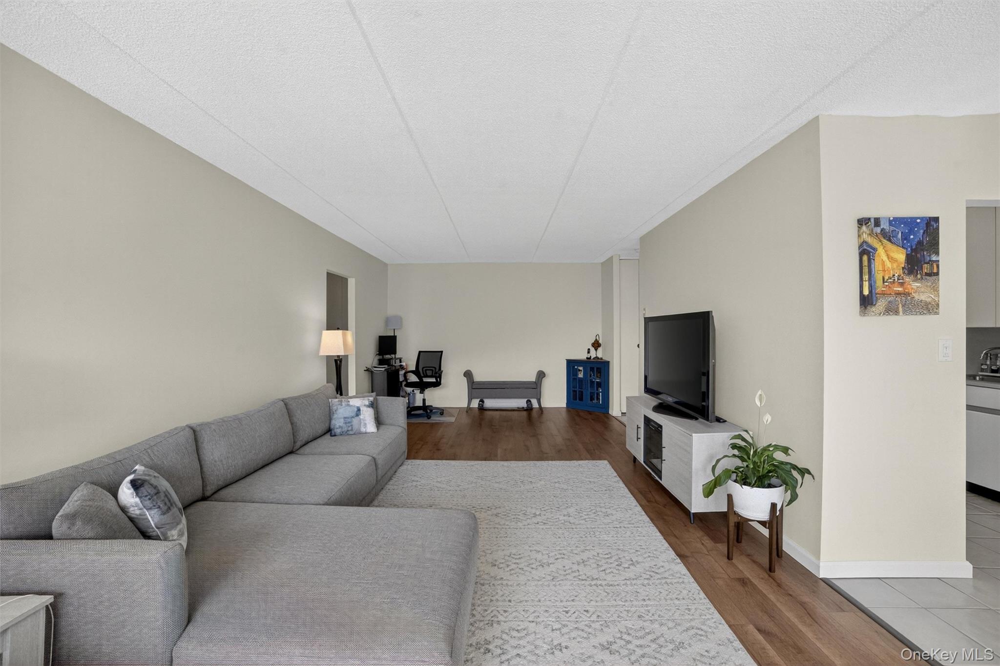 #8 photo, 130 Colonial Parkway, Yonkers , NY 10710