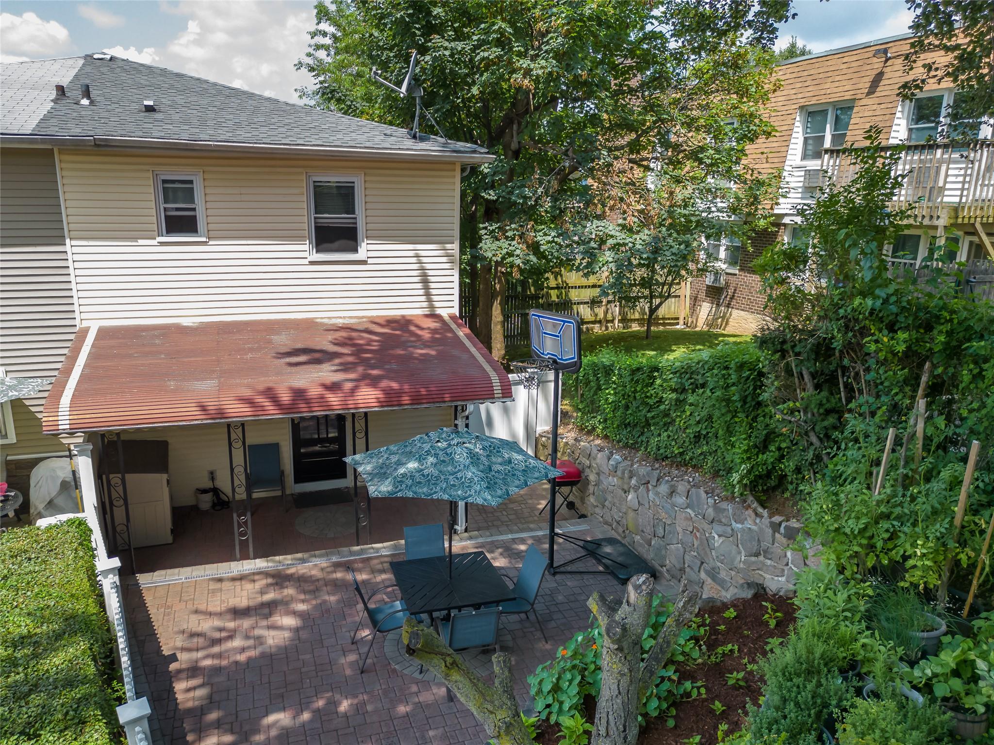 #18 photo, 360 N Broadway, Yonkers , NY 10701