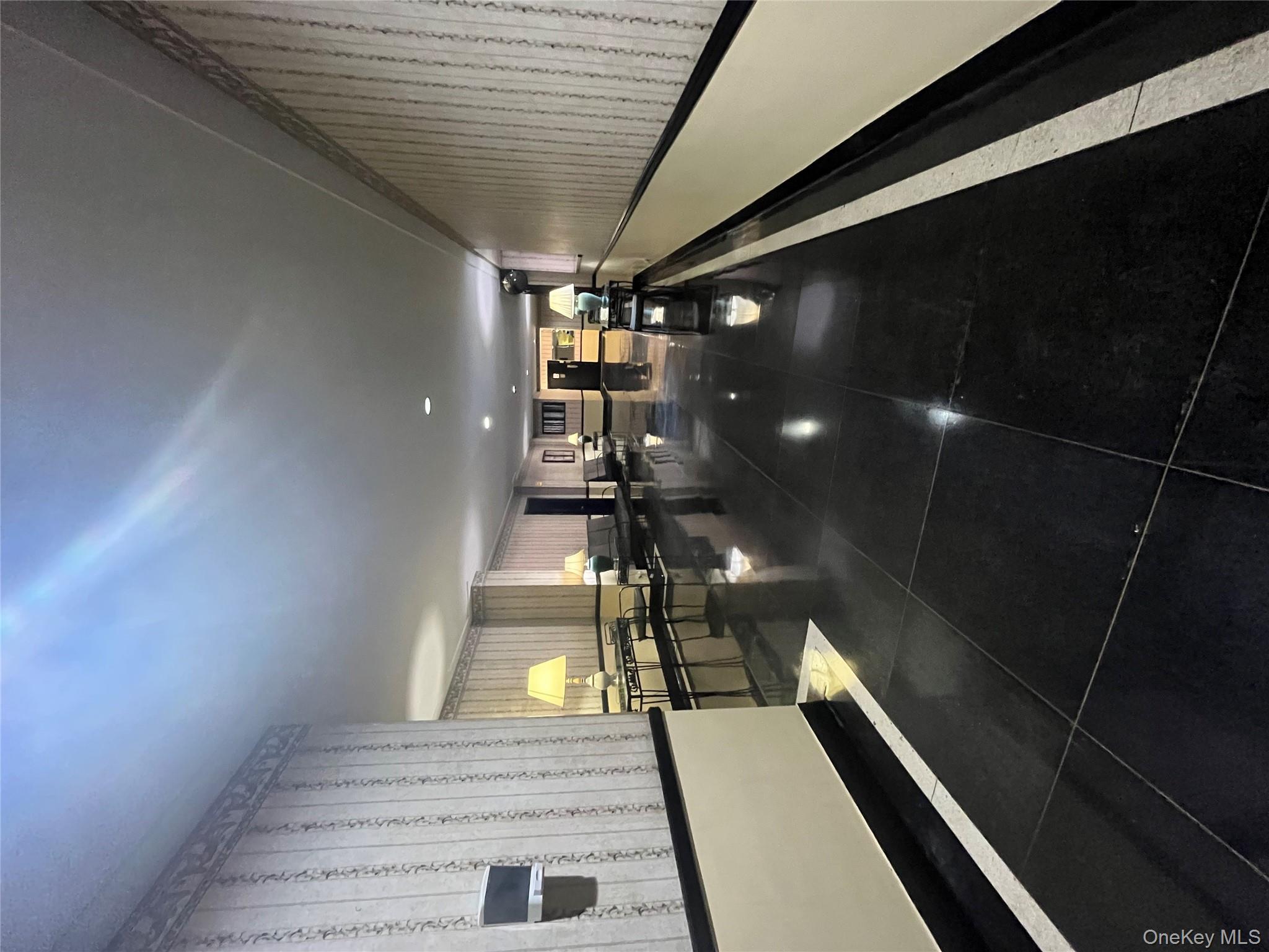 #4 photo, 325 E 201 Street, Bronx , NY 10458