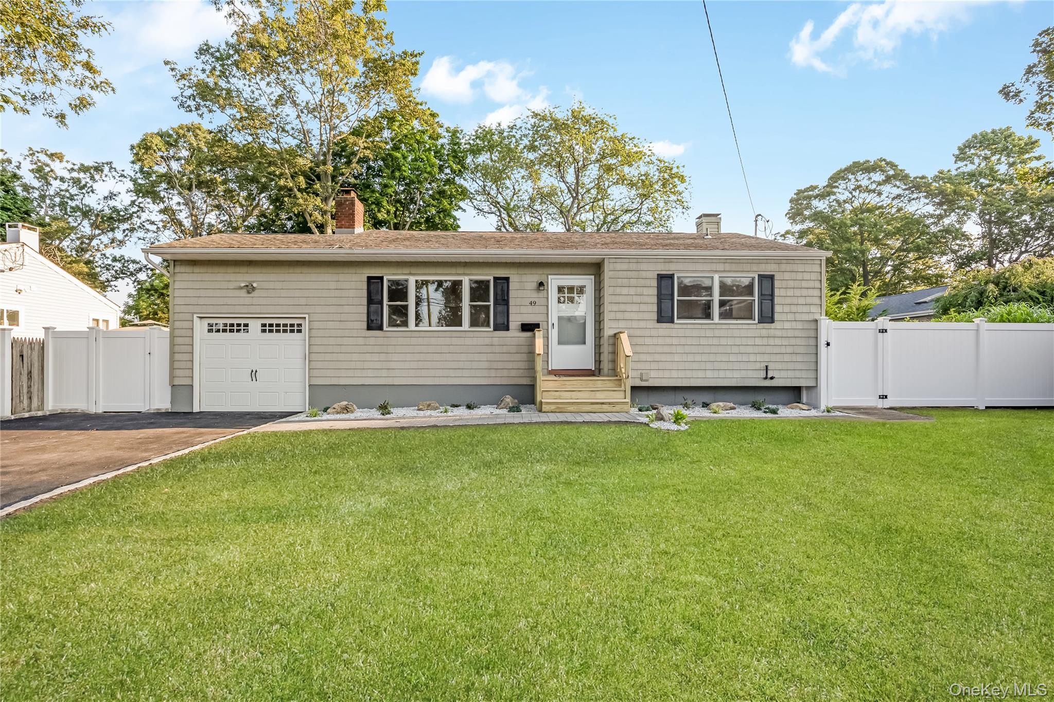 #1 photo, 49 45th Street, Islip , NY 11751