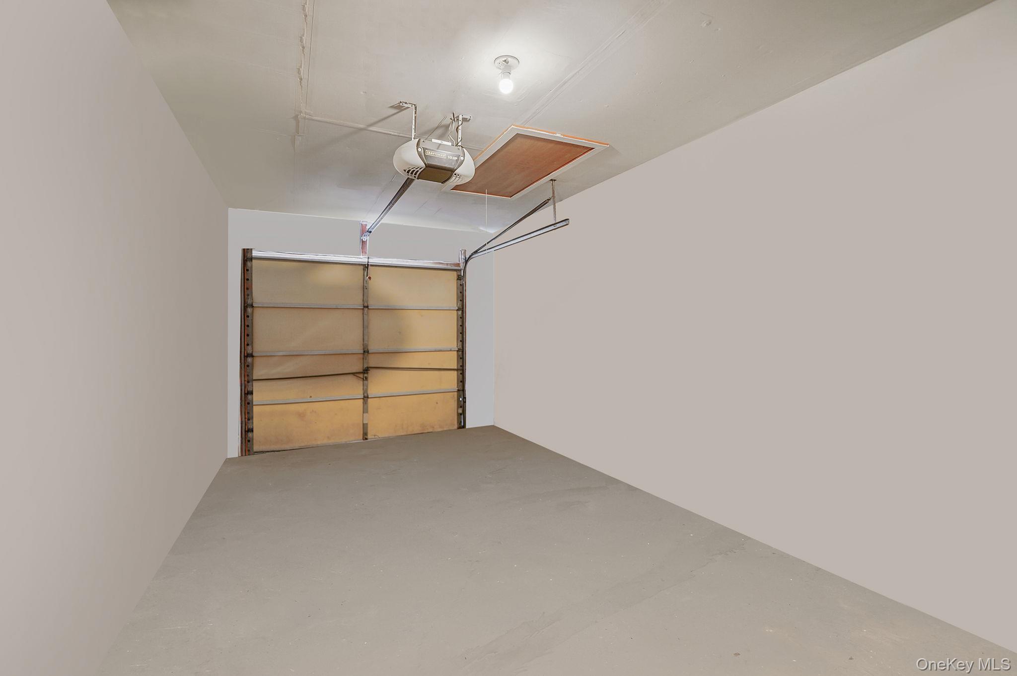 #17 photo, 158 Gothic Circle, サフォーク郡 Manorville , NY 11949