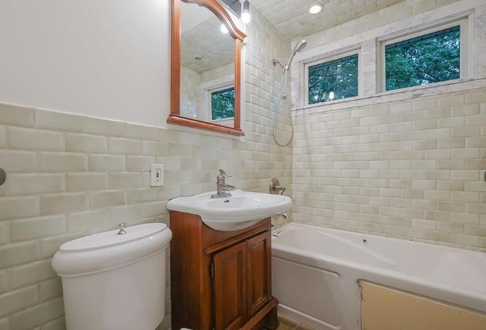 #17 photo, 59 Riverside Avenue, サフォーク郡 Mastic Beach , NY 11951