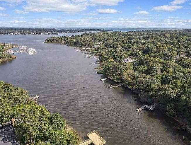 #9 photo, 59 Riverside Avenue, サフォーク郡 Mastic Beach , NY 11951