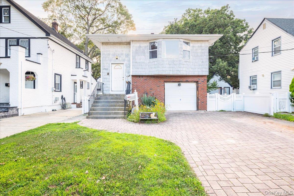 #1 photo, 2600 Southard Avenue, 长岛 Oceanside , NY 11572