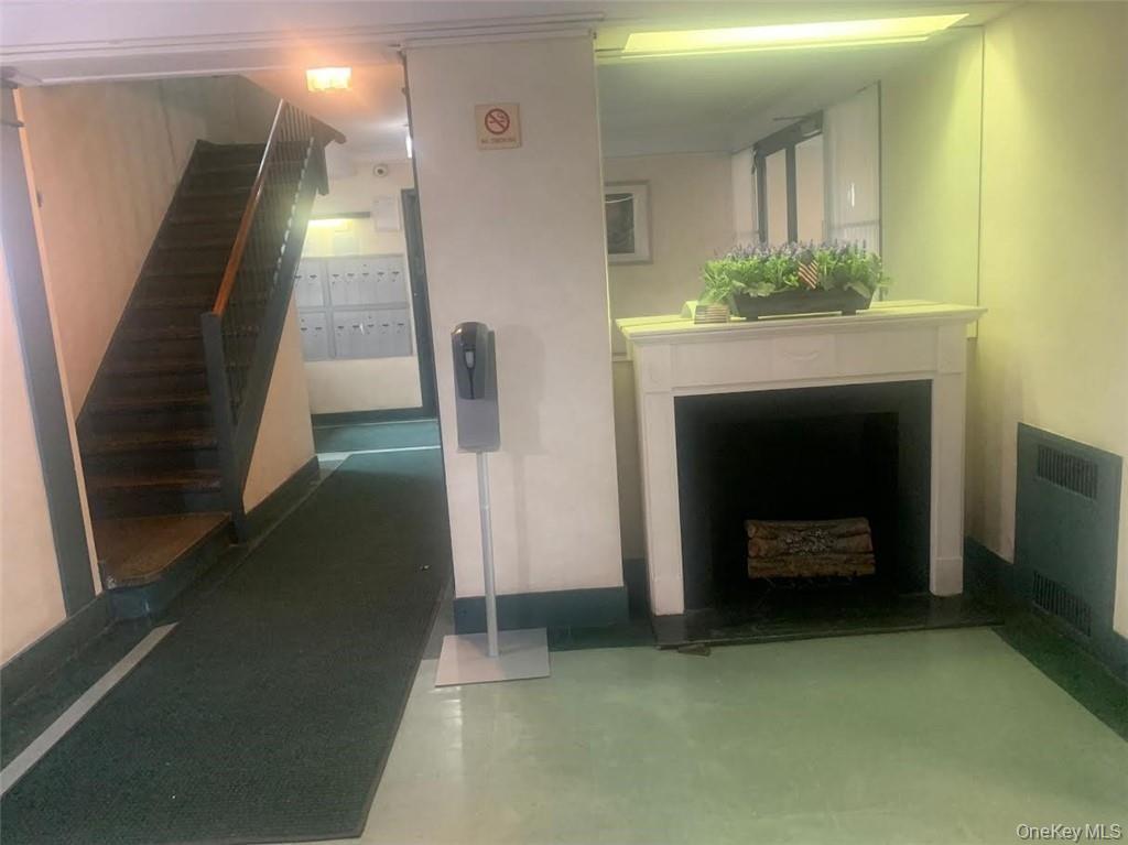 #7 photo, 2600 Henry Hudson Parkway, Bronx , NY 10463