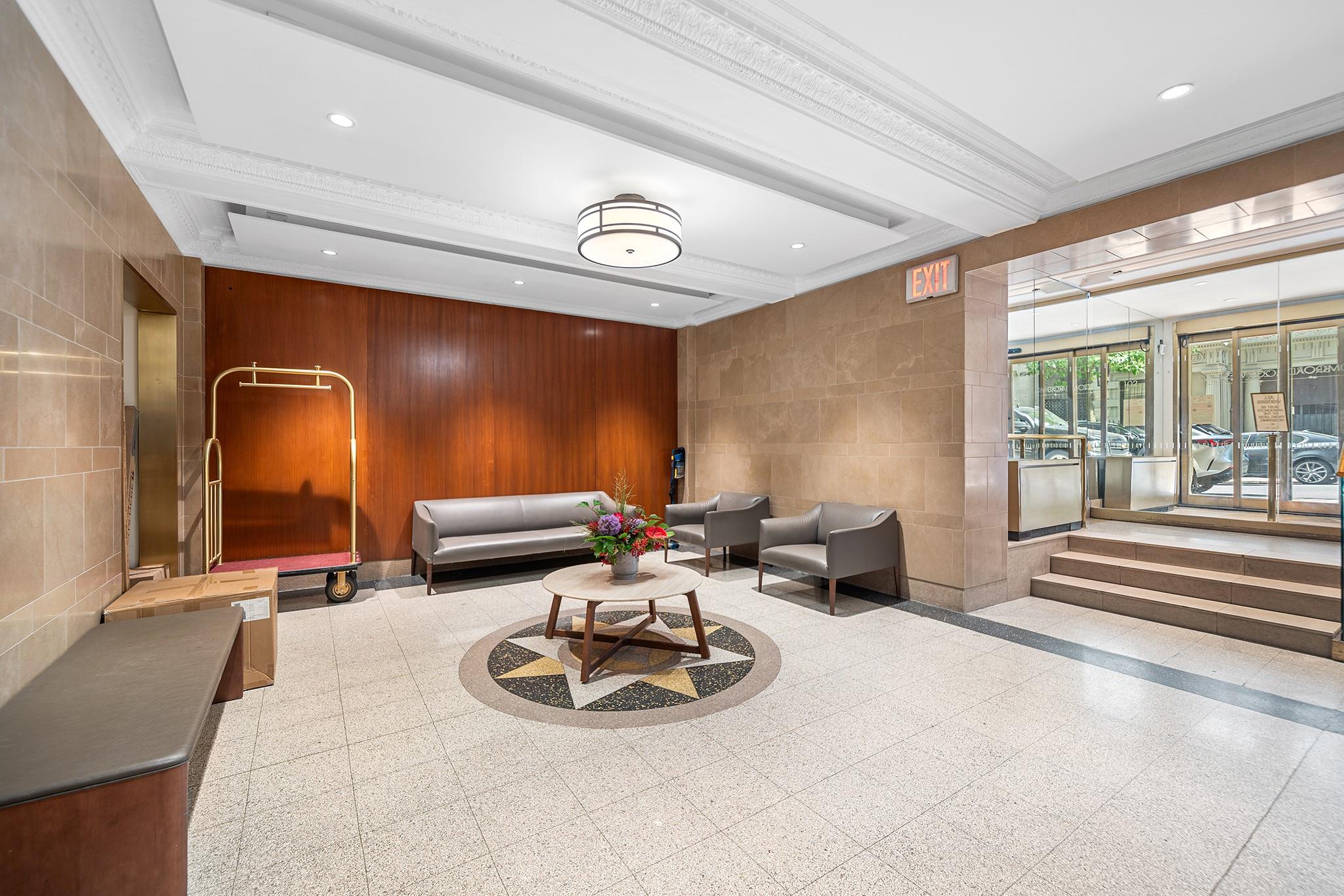 #7 photo, 235 W 102nd Street, マンハッタン New York (Manhattan) , NY 10025