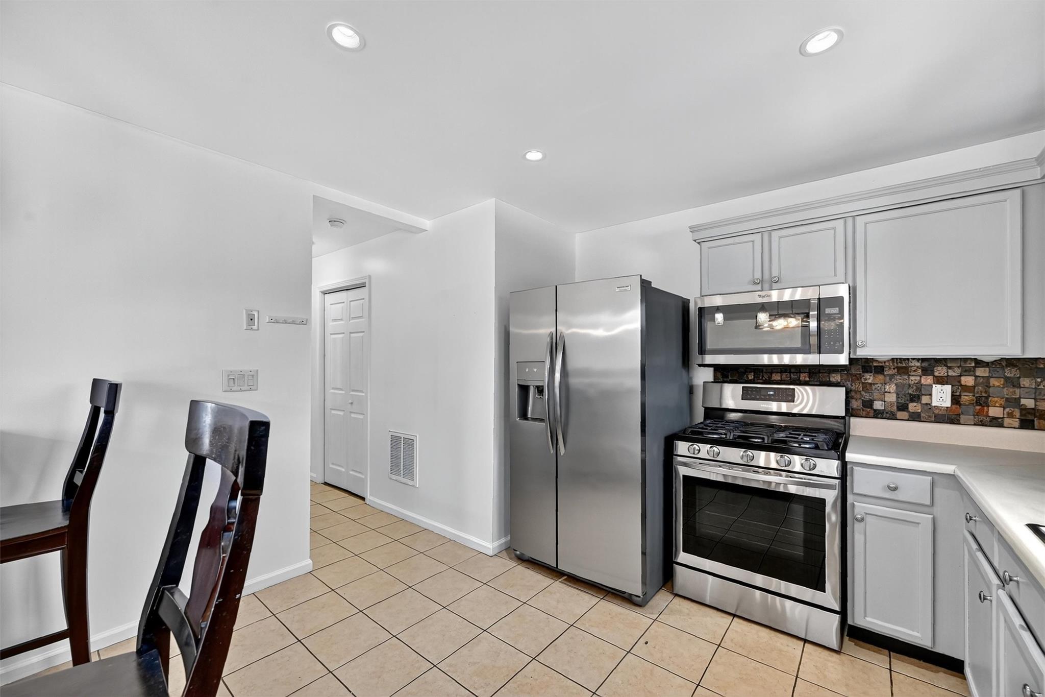 #11 photo, 131 Evan Road, Warwick , NY 10990