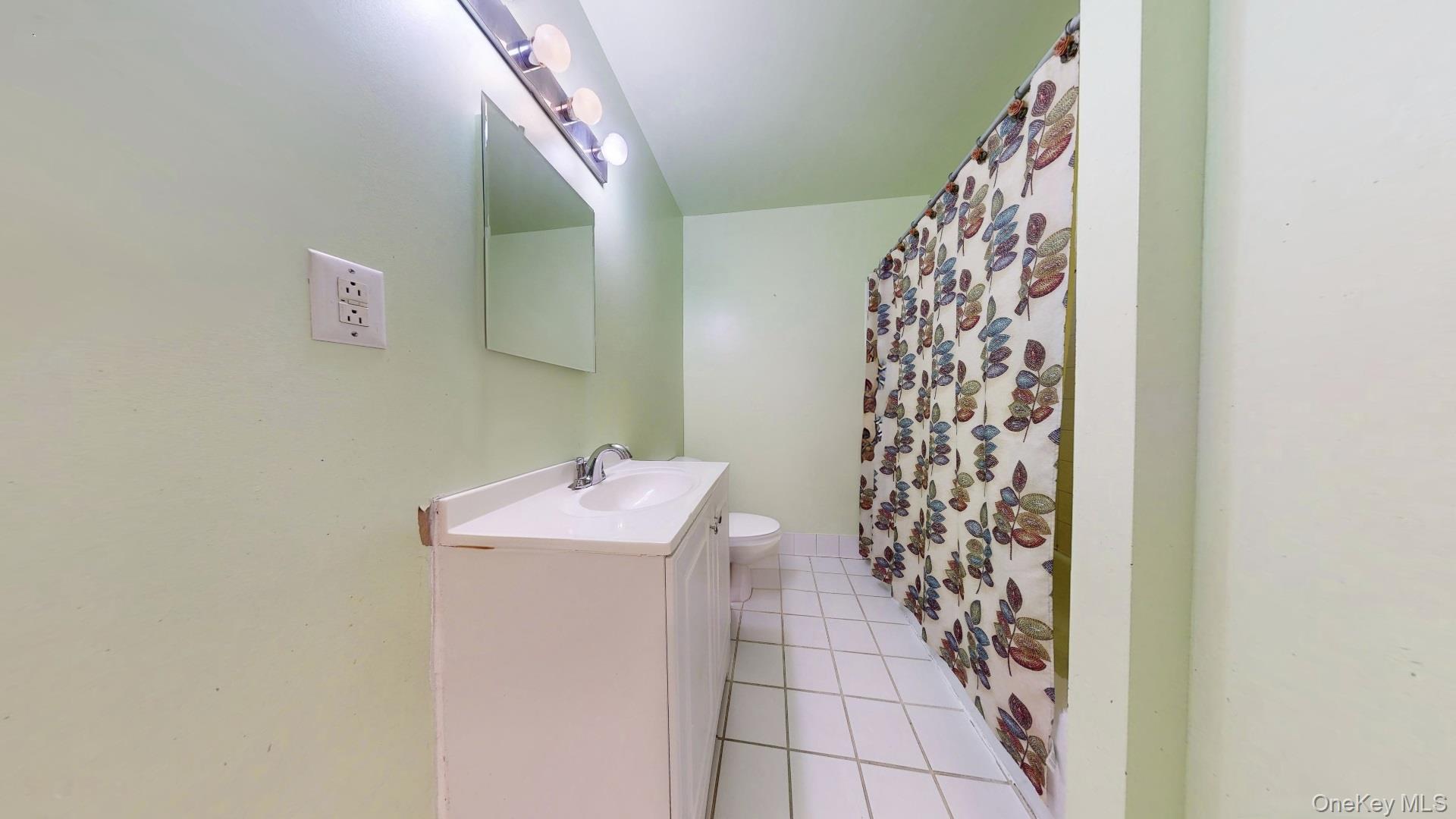 #14 photo, 1280 Hoe Avenue, Bronx , NY 10459